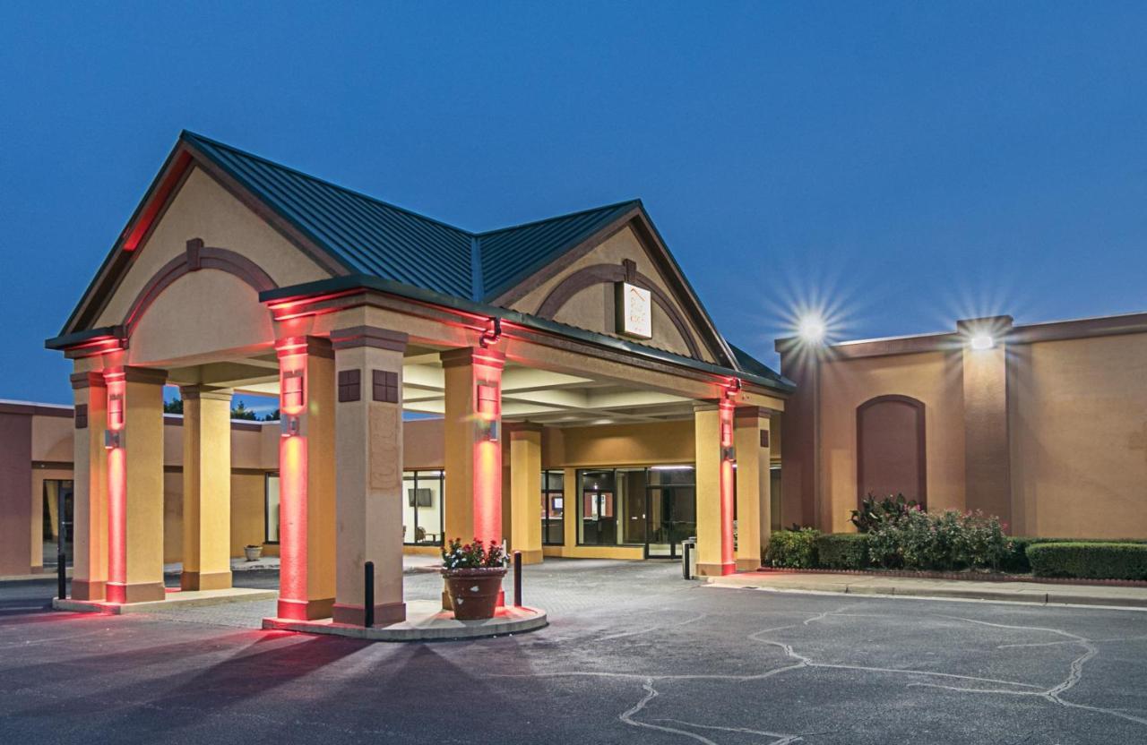 Red Roof Inn Forsyth Extérieur photo