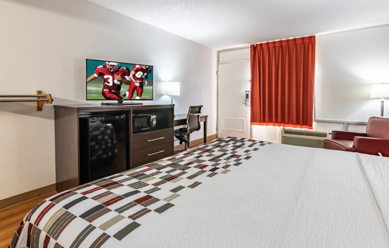 Red Roof Inn Forsyth Extérieur photo