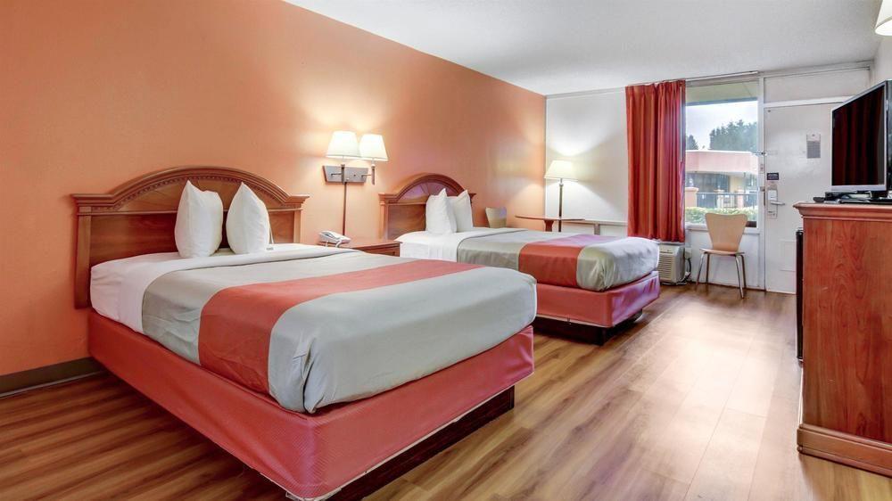 Red Roof Inn Forsyth Extérieur photo